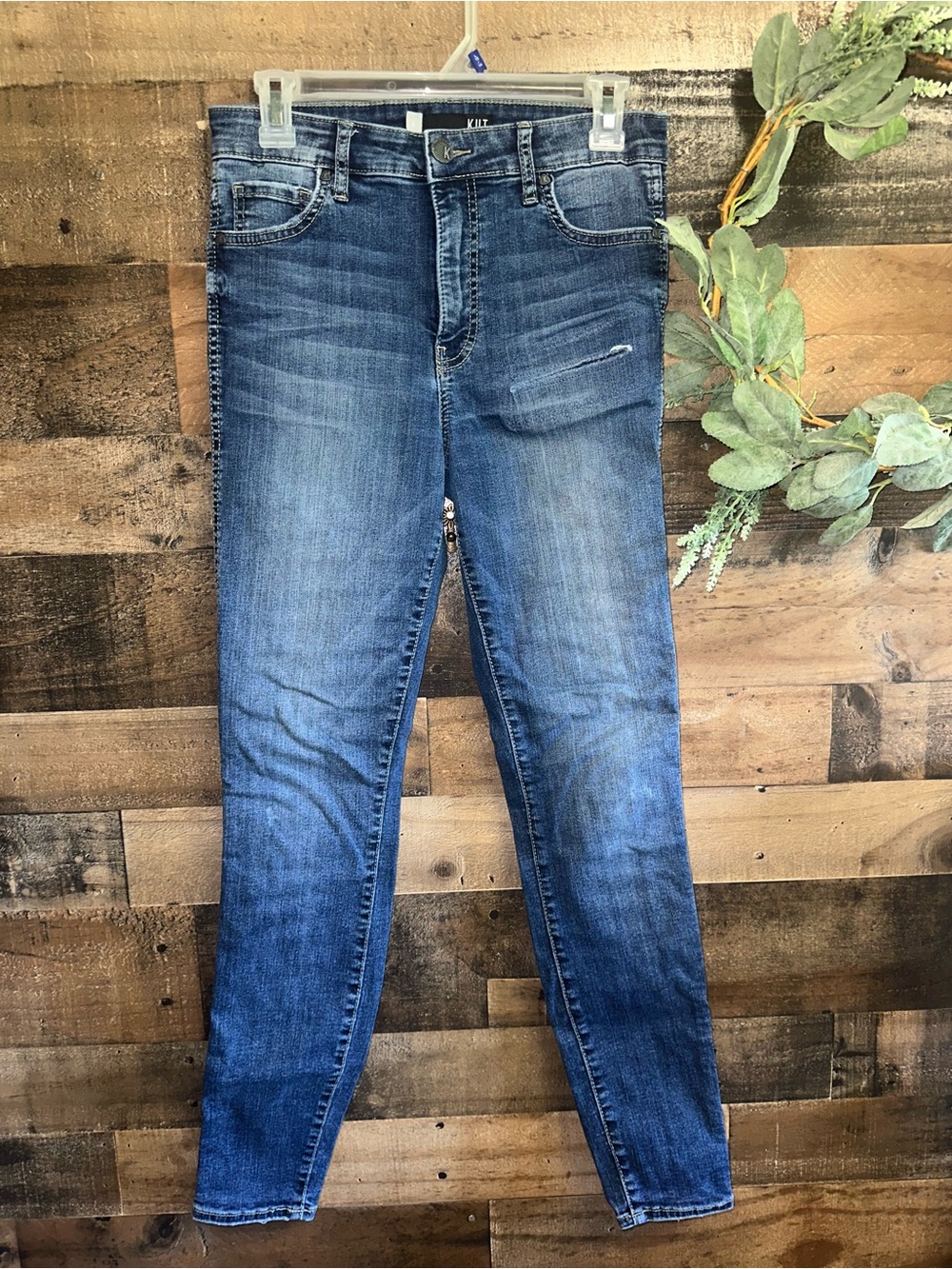 Kut from the Kloth Medium Blue Denim Jeans
